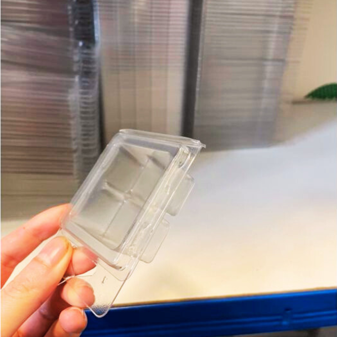 4 Cavity Cube Wax Melt Clamshell
